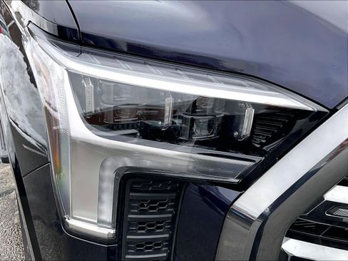 Used 2025 Toyota Tundra Platinum image 34