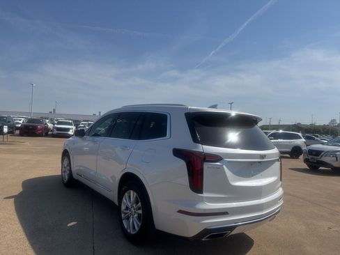 Used 2021 Cadillac XT6 Luxury image 14