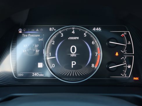 Used 2025 Lexus ES 350 w/ Premium Package image 18