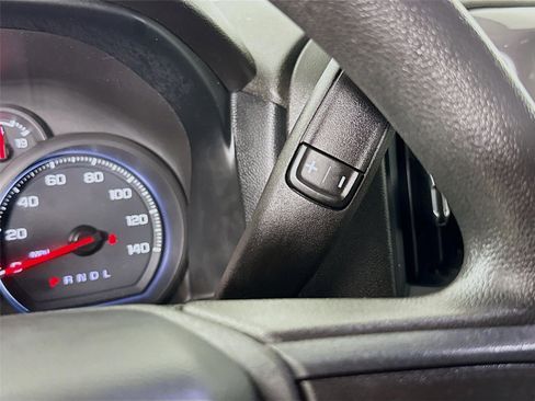 Used 2022 Chevrolet Silverado 1500 Custom image 17