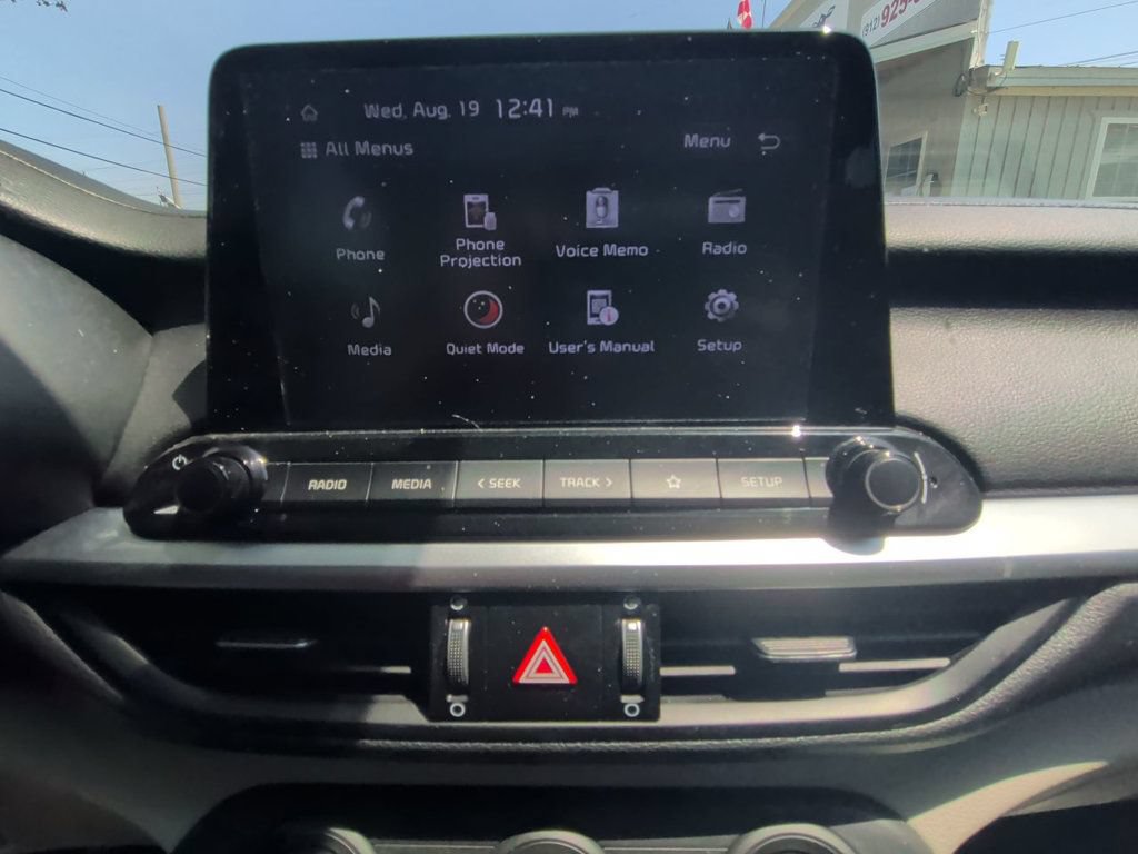 Used 2022 Kia Forte LXS w/ LXS Technology Package FWD image 19