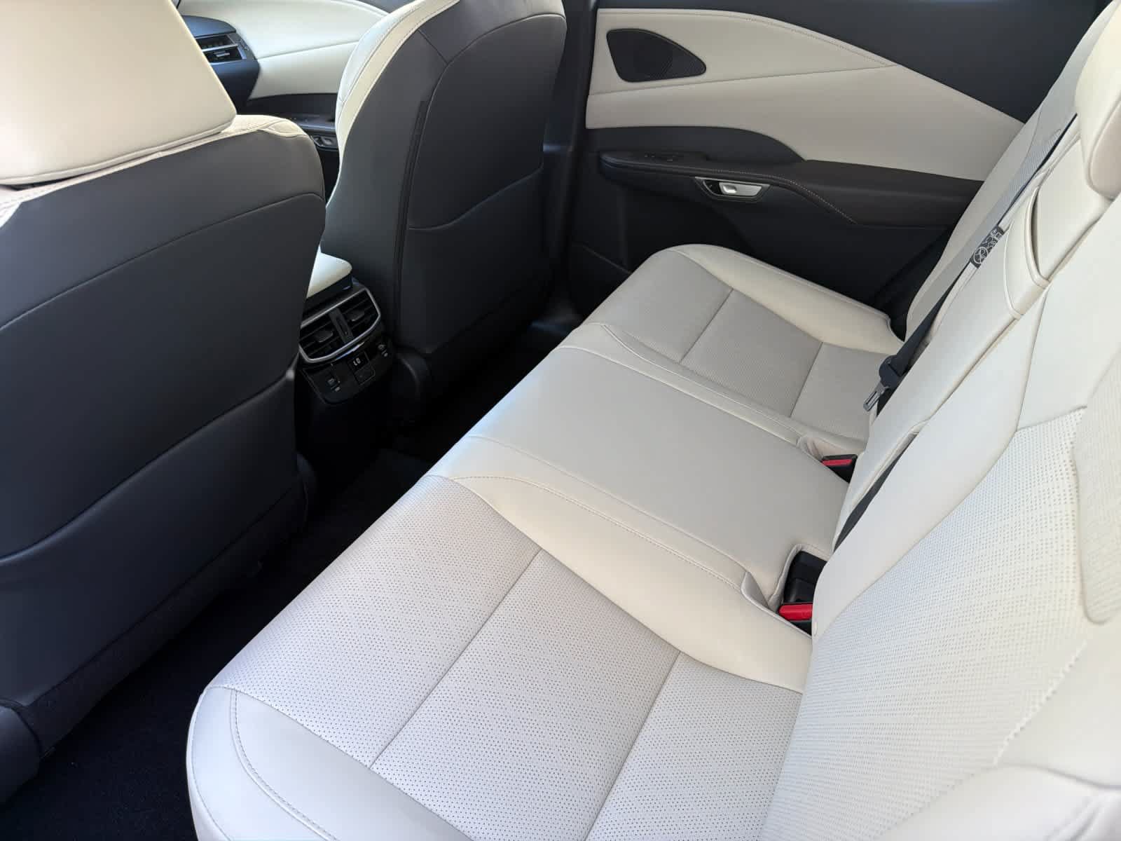 New 2026 Lexus RX 350 Premium Plus w/ Accessory Package (K3) FWD image 4