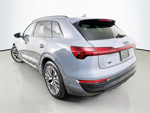 Used 2024 Audi Q8 e-tron Prestige w/ Prestige Package AWD/4WD image 5