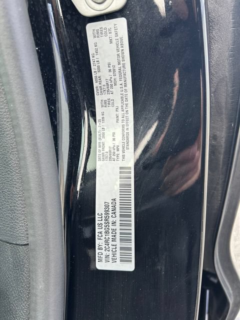 Used 2025 Chrysler Pacifica Select FWD image 67
