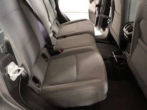 Used 2024 Jeep Gladiator Sport image 13