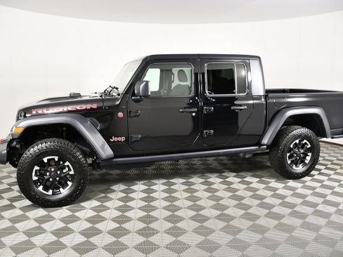 Used 2026 Jeep Gladiator Rubicon AWD/4WD image 9
