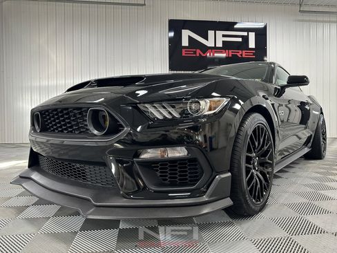Used 2017 Ford Mustang GT w/ GT Performance Package image 13
