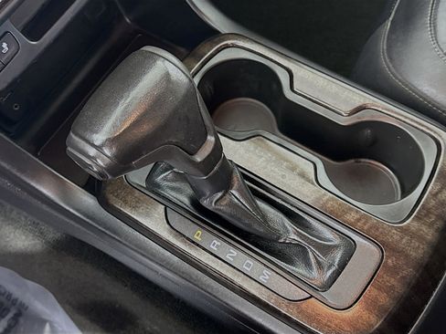 Used 2016 GMC Canyon SLT w/ Driver Alert Package image 20