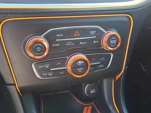 Used 2021 Dodge Charger R/T w/ Plus Group image 16