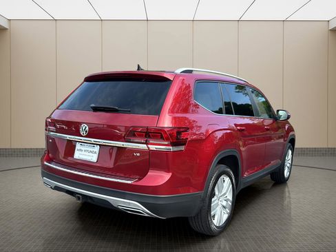 Used 2019 Volkswagen Atlas SE w/ Panoramic Sunroof Package FWD image 5