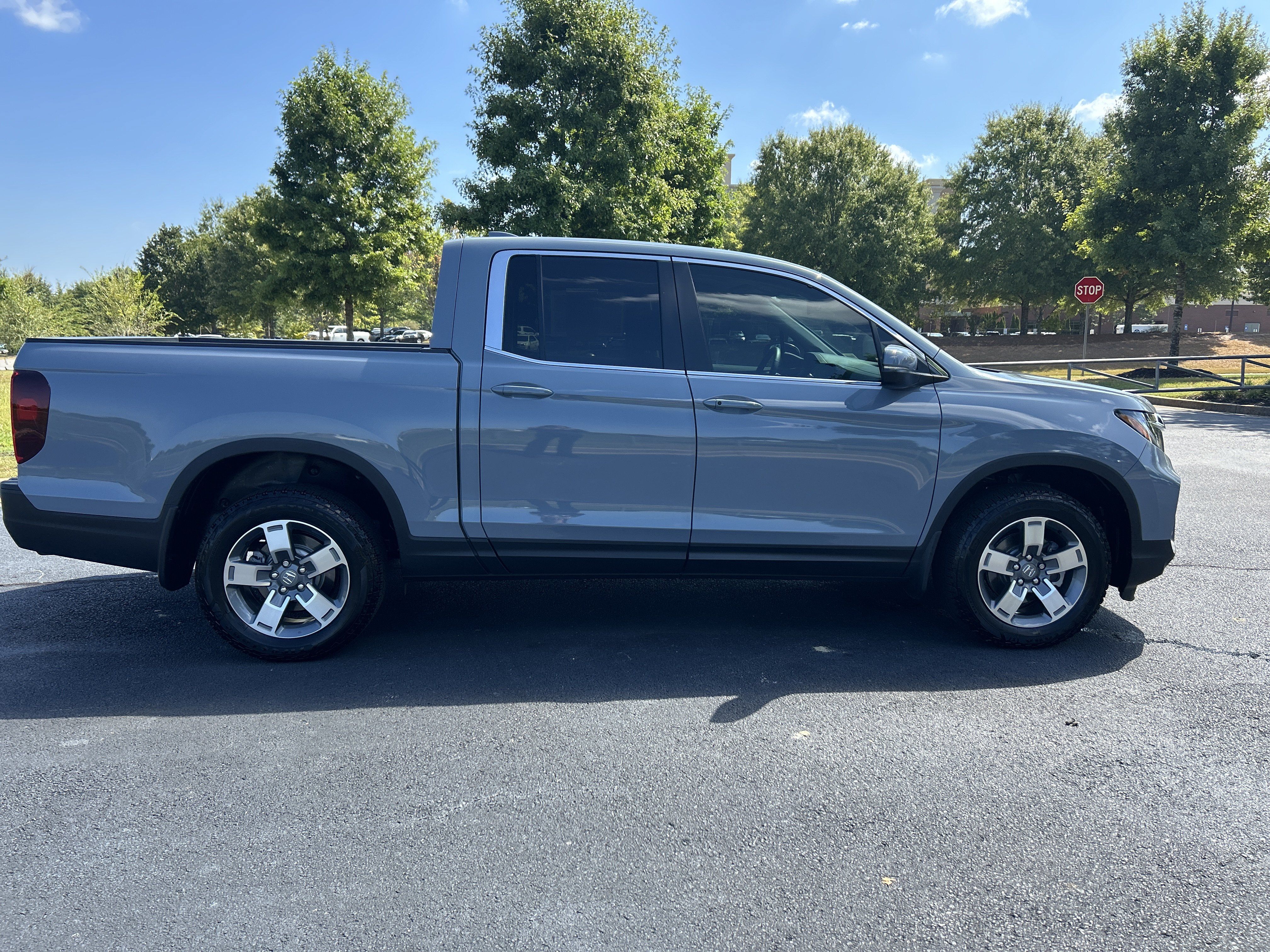 Certified 2024 Honda Ridgeline RTL image 10