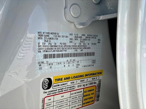 New 2025 Ford Expedition Active image 8