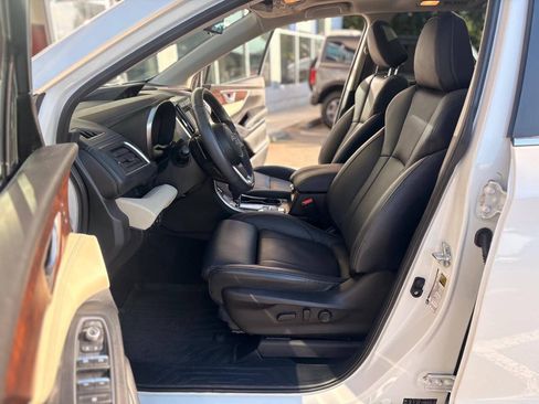 Used 2022 Subaru Ascent Touring AWD/4WD image 5