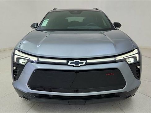 Used 2025 Chevrolet Blazer EV RS image 13