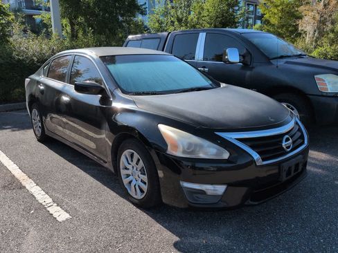 Used 2015 Nissan Altima 2.5 S FWD image 6