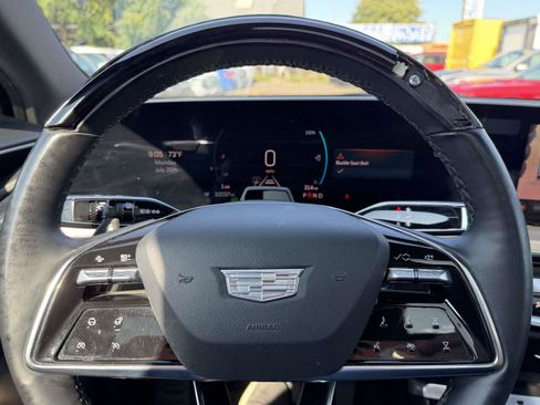 Used 2024 Cadillac Lyriq Luxury RWD image 26