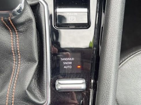 Certified 2022 Jeep Compass Limited image 28