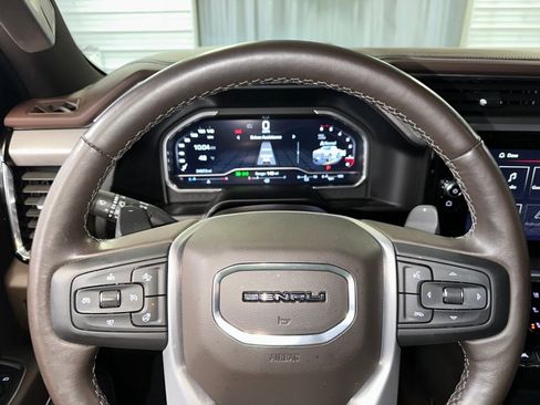 Certified 2023 GMC Sierra 1500 Denali w/ Denali Reserve Package image 8