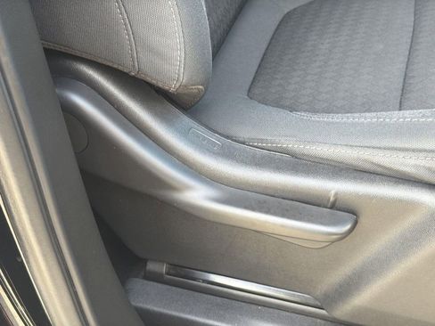 Used 2021 Chevrolet Silverado 1500 LT Trail Boss w/ Bed Protection Package image 33