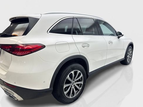 Used 2024 Mercedes-Benz GLC 300 image 13