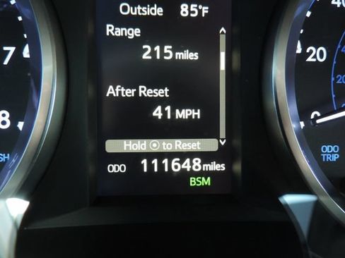 Used 2019 Toyota Highlander Plus FWD image 33