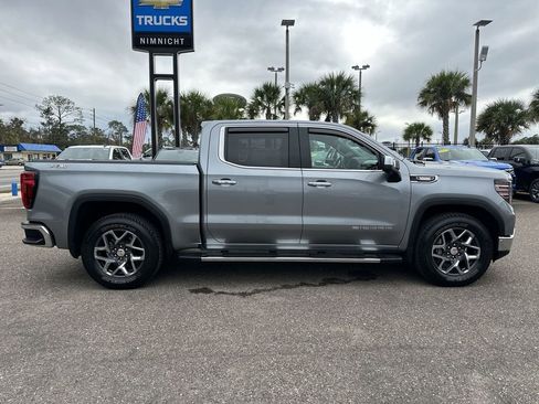 Used 2023 GMC Sierra 1500 SLT w/ SLT Premium Package image 17