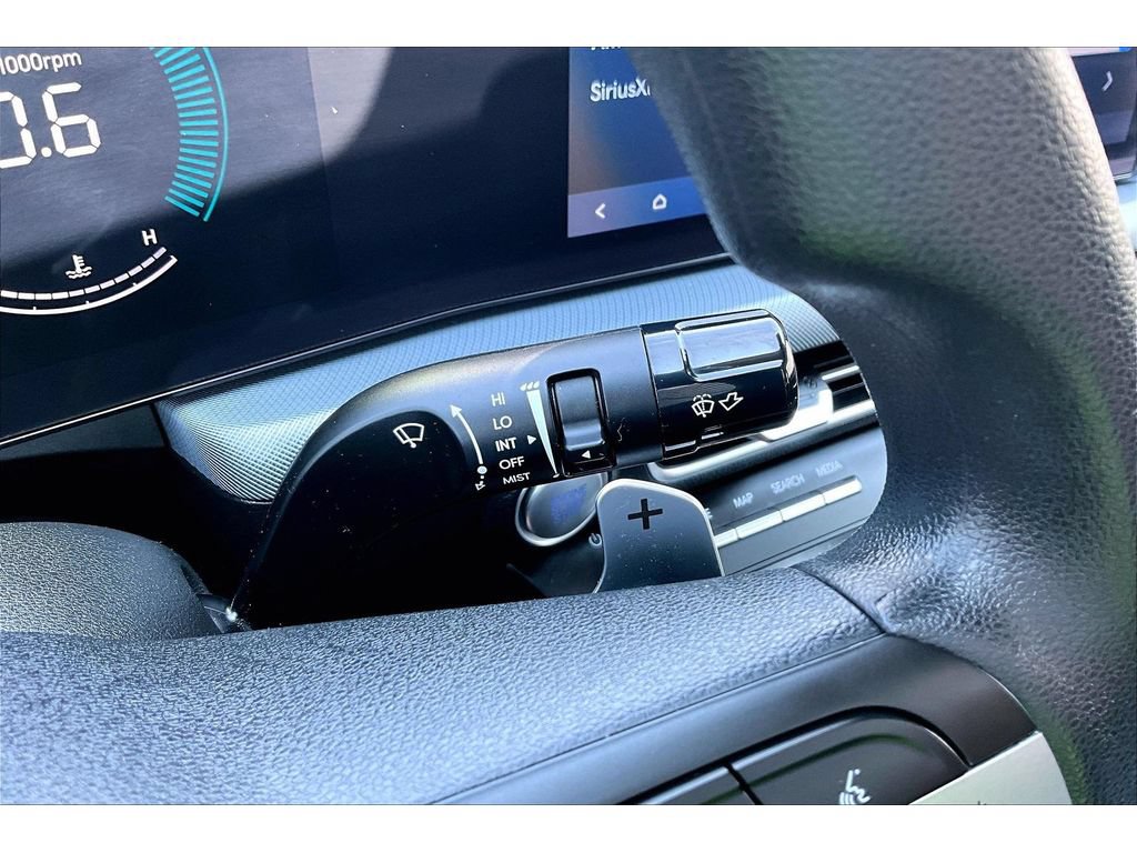 Used 2025 Hyundai Sonata SEL FWD image 21
