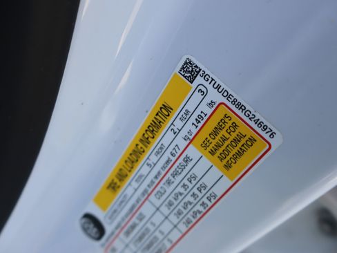 Used 2024 GMC Sierra 1500 SLT w/ SLT Premium Plus Package image 44