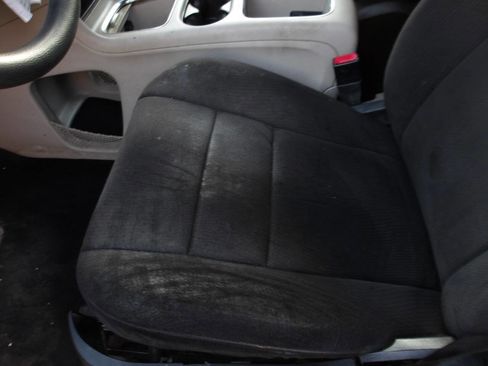 Used 2012 Dodge Grand Caravan SXT FWD image 19
