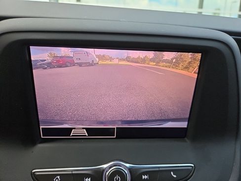 Used 2022 Chevrolet Camaro LT RWD image 14