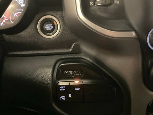 Used 2022 RAM 2500 Big Horn AWD/4WD image 18