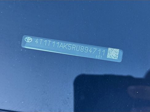 Used 2024 Toyota Camry SE w/ Convenience Package image 36