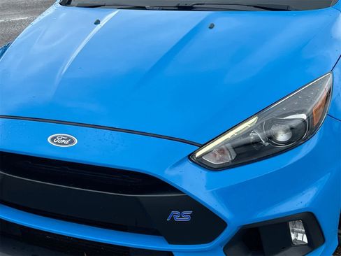 Used 2018 Ford Focus RS image 11