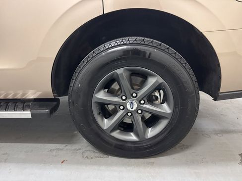 Used 2020 Ford Expedition XLT w/ FX4 Off-Road Package image 66