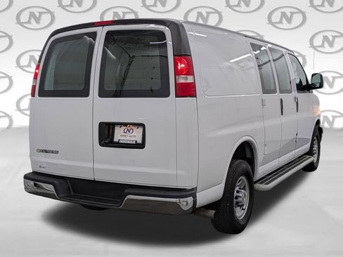 Used 2024 Chevrolet Express 2500 w/ Driver Convenience Package RWD image 2