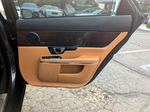 Used 2017 Jaguar XJ L Supercharged image 53