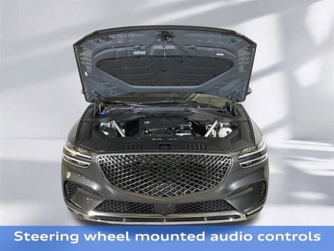 Used 2025 Genesis GV70 2.5T AWD/4WD image 16