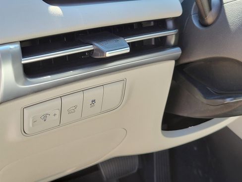 New 2026 Hyundai Tucson SEL FWD image 16