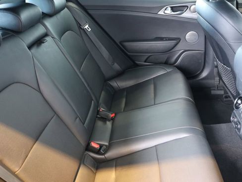 Used 2020 Kia Stinger GT1 image 36