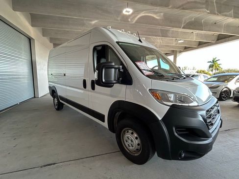 Used 2023 RAM ProMaster 2500 image 7