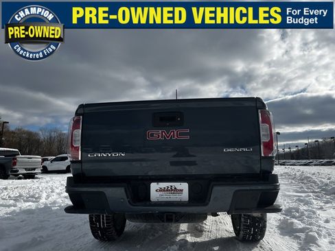 Used 2019 GMC Canyon Denali image 9