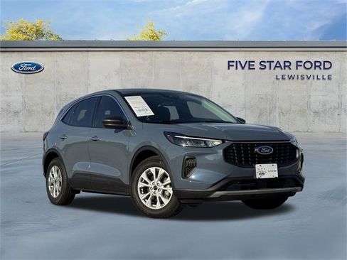 Used 2024 Ford Escape Active image 1
