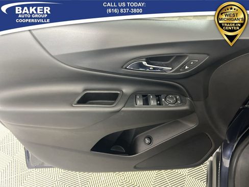 Used 2018 Chevrolet Equinox LT image 21