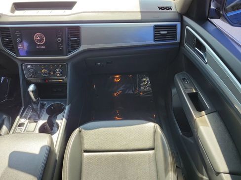 Used 2019 Volkswagen Atlas SE image 16