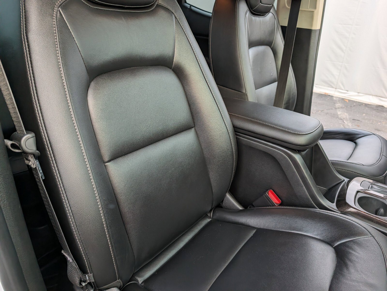 Used 2018 GMC Canyon SLT w/ Driver Alert Package AWD/4WD image 23