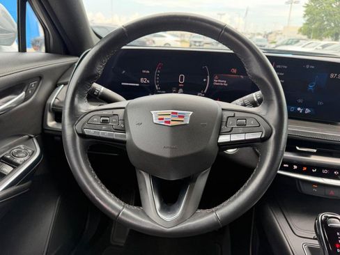 Used 2024 Cadillac XT4 Premium Luxury AWD/4WD image 11