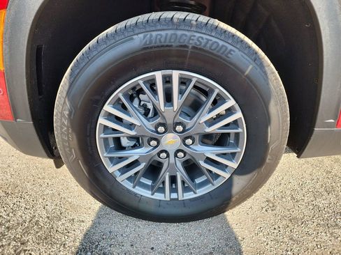 New 2026 Chevrolet Traverse LT w/ Enhanced Driving Package image 10