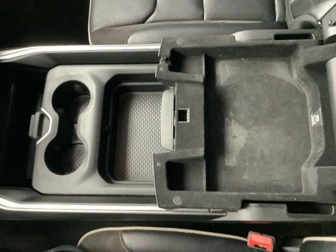 Used 2022 RAM 1500 Laramie w/ Sport Appearance Package image 23