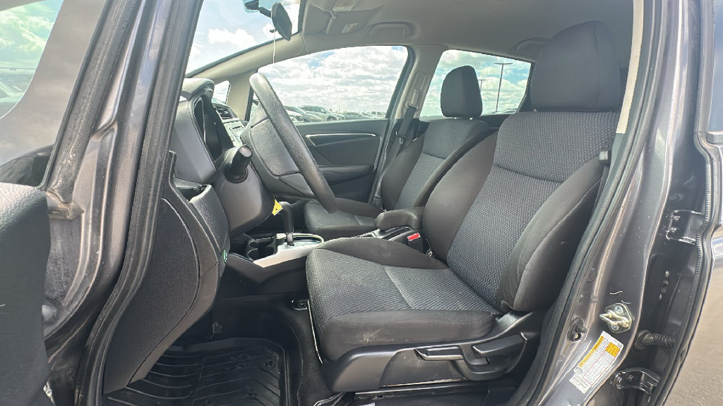 Used 2020 Honda Fit LX image 4