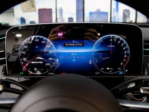 New 2026 Mercedes-Benz E 53 AMG e 4MATIC Sedan image 18